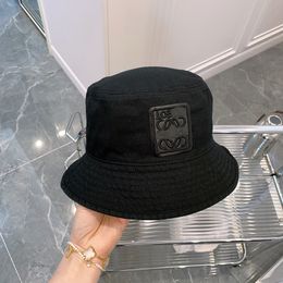 Classic Bucket hat, female spring and summer designer, Beanie Cap, men's and women's fashion brand, small face, sunscreen and sunvisor LEW
