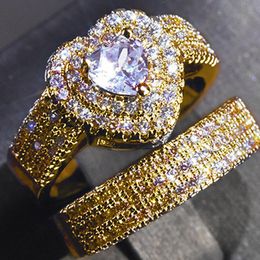 Huitan Eternity Love Women Rings Luxury 2Pcs/Set Cubic Zirconia Heart Rings Wedding Engagement Party Fashion Versatile Jewelry