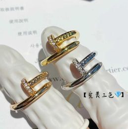 Versione alta Jiao Fei Mei Adotta l'anello per unghie in oro rosa 18 carati classico di alta edizione di Carti per le donne HKFJ