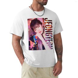 Men's Tank Tops KPOP JEONGYEON T-Shirt Graphic T Shirt Boys White Shirts Tees Mens T-Shirts Anime