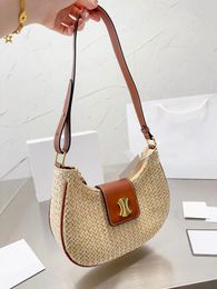 Straw Designer bag Raffias celiny Triangle Shoulder Bag camera Luxury Womens mens weave Cross Body Evening Bags Totes envelope handbags vacation summer Clutch Bags