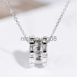 Pendant Necklaces Ins Circle Pendant Sweet Cut Top Sell Luxury Jewelry 925 Sterling Silver Princess Cut White Topaz CZ Diamond Gemstones Party Women Wedding Clavicl