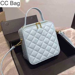 CC Bag Shopping Bags 22s New Ladies Crossbody Designer Luxury Classic Handbags Diamond Quilting Shoulder Bag Double Zip Exquisite Rivet Scar