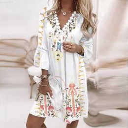 Urban Sexy Dresses Vintage Print Trumpet Sleeve Boho Beach Dress Women Fashion Lace Patchwork V-Neck Party Dresses Lady Loose A-Line Dress Vestidos L230711