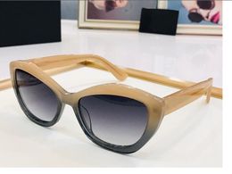 2023 women men high quality sunglasses beige black width plank full frame light purple Gradient Color Butterfly glasses available with box