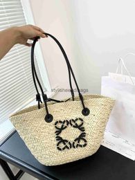 Designer Bag Summer Beach Bag Straw Braided Basket Bag Big Shoulder Bag Large Handle Handmade Handbag Tote stylisheendibags 02