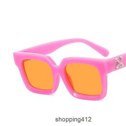 Luxury Offs Fashion Frames Sunglasses Brand Men Women Sunglass Arrow x Frame Eyewear Trend Hip Hop Square Sunglasse Sports Travel Sun Glasses Toz6rd78AV