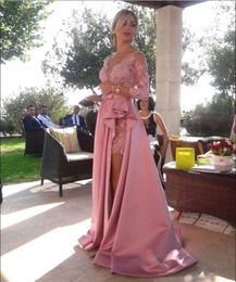 fuchsia Deep V Neck Prom Dresses Beaded Lace Applique Long Sleeves Side Split Satin Evening Dresses Elegant A-Line Floor Length Women Formal Dress