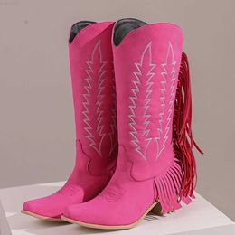 Boots AOSPHIRAYLIAN 2023 Western Punk Women's Cowboy boot Tassels Fringes Retro Patch Work Boots Women's Cowboy boot L230711