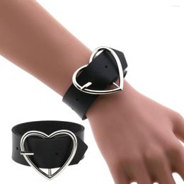 Charm Bracelets DIEZI Harajuku Vintage Black PU Leather Bracelet Gothic Heart For Women Men Cosplay Adjusted Bangle Jewelry