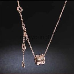 Pendant Necklaces Designer jewelry Women's black rose gold pendant women's clavicle chain package man18K gold designer necklace Girl gift x0711 x0711