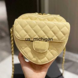 Evening Bags Designer Handbags Heartshaped Square Fat Chain Bag Real Leather Womens Handbag Largecapacity Heart Shoulder Bags Top Quality Quilted Mess J230615 J23