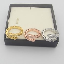 10 years factory wholesale ladies luxury brand B letter snake bone with diamond ring refers to the gift for couples with dust bag.