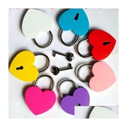 Key Rings Creative Alloy Heart Shape Keys Padlock Mini Archaize Concentric Lock Vintage Old Antique Door Locks With New Pure Colours Dhbsz