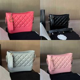 Women's Luxury Channel bags Designers Shoulder Bags Tote New Fashion Diamond-shaped Crossbody Bag Texture Hardware Chain Zipper Bucket Bag Factory Sales