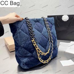CC Bag Maxi 19 Diamond Quilted 22 Shopping Bags Black Blue Denim Lager Capacity Designer Sacoche Purses Portable Outdoor Tote Bag Womens Classic Chain Handbags 30X25