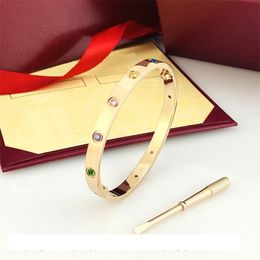 Bangle Fashion Bracelet for Womens Mens Love Bangle Designer Jewelrys Titanium Material Sweat Resistantes Fade Resistant Ladies Diamond