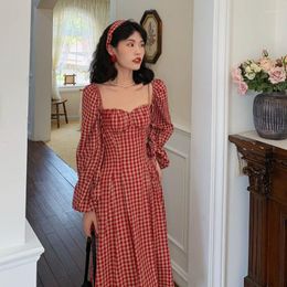 Casual Dresses EWSFV 2023 Autumn Arrive Women French Retro Plaid Dress Red Pattern Waist-Controlled Slim Square Collar Long Sleeve