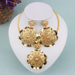 Bracelet Earrings Necklace Women's large Jewellery set flower stud earrings Brazilian gilded pendant necklace women's clothing luxury Jewellery 230711