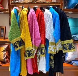 Men's Sleepwear Mens Womens Home Robes Shawl Collar Cotton Soft Fluffy Designer Brand Luxury Vintage Bathrobe Pajamas Unisex Lovers Dressing Gown Men and women