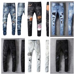Jeans firmati da uomo con tecnologia di moda di alta qualità, pantaloni in denim firmati di lusso, jeans blu neri strappati effetto consumato slim fit2024