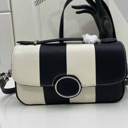 Flip Bag Women Shoulder Cross Body Bags Designer Handbag Cowhide Silver Hardware Buckle High Quality Women Chain Bags Plain Internal Zipper Pocket High Quality