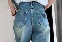 Women's Jeans Designer New Women Pants With Budge Letters Fashion Style For Lady Slim Denim Pant Long Straight Blue Vintage Jean Classic Clothing YFJ6