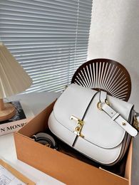2023 Trend Diagonal Bag Retro Style High Appearance Level Leather Brand Design New Products Must Match The Stylish Features Of Simple 2623