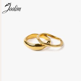 Wedding Rings Joolim Jewellery High End PVD Wholesale No Fade Waterproof Fashion Minimalist Wave Shaped Stainless Steel Ring for Women 230710