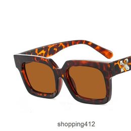 Luxury Offs Fashion Frames Sunglasses Brand Men Women Sunglass Arrow x Frame Eyewear Trend Hip Hop Square Sunglasse Sports Travel Sun Glasses Toz6rd785J