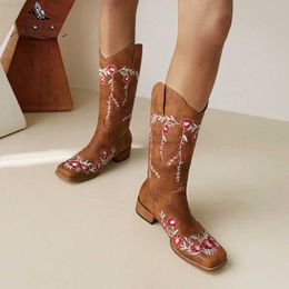 Boots Sgesvier Embroidered Floral Med Heels Mid Calf Boots Cowboy Women Autumn Winter Western Cowgirl Boots Party Shoes Botas Mujer L230712