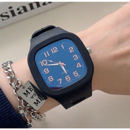 Wristwatches 2023 Fashion Square Watch Women Sports Watches Black Silicone Band Quartz Ladies Gilrs Students