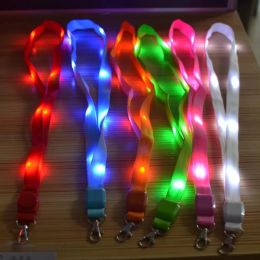 LED Light Up Flashing Lanyard Keychain Holder Keyring Neck Straps Band Necklace for ID Cards Badges Business ID Keys Students Offi1210863