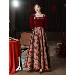 Party Dresses Vintage Red Velvet Evening Women Autumn Winter Square Neck Long Sleeve Prom Dress Elegent Floral Pearl A-Line Gown