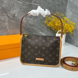 Luxury Designer Bags Women Handbags Ladies Designers Leather Handbag Bag Lady Clutch Bag Shoulder Tote Female Purse Wallet CHD23070121