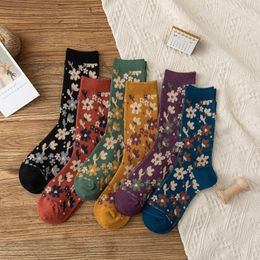 Women Socks Comfortable Knit Combed Cotton Fashion Retro Floral High Quality Student Autumn Winter Street Casual