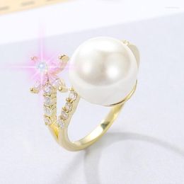 Cluster Rings 2023 Ins Pearl Open Flower Shape Simple Crystal Female Fancy Elegant Two Color Gold White Korea Fashion Jewelry Zircon