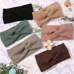 Beanie Skull Caps Donarsei Korea Winter Wide Knitting Cross Headband For Women Fashion Solid Color Elastic Yoga Turban Bandage Bandanas HairBands 230712