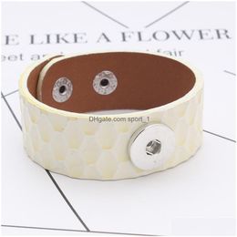 Charm Bracelets 18Mm Snap Button Jewelry Three Buckles Alloy Charms Craft Snaps Wrap Bangles Adjust Leather Brcelet Drop Delivery Dh9Fn