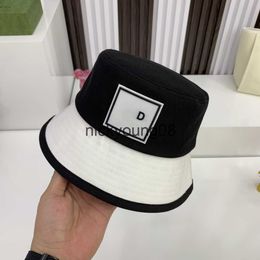 Wide Brim Hats Bucket Hats Luxurys 2021 fashion designers men and women bucket hat black white stitching cotton twill fisherman cap can be worn in all seasons for versa