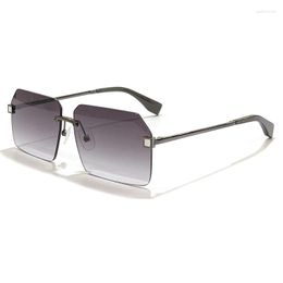Sunglasses High-end Rimless Letter For Men 2023 Brand Designer Gradient Anti-Reflective Sun Glasses UV Protection Eyeglasses
