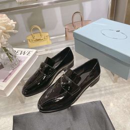 Luxury Brand Womens Loafers Gommino Driving Dress Casual Thin Shoes Walk Patent Leather With Orignal Box Size 35-39