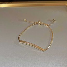 2023 New Fashion Trend Unique Design Elegant Delicate Geometric Letter Pull Bracelet Women Jewellery Wedding Party Premium Gift L230704