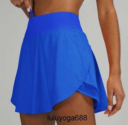 New 23ss lu Summer Sports Shorts Skirt Loose Yoga Leggings fashion brand Clothes Women Running Fitness Workout Casual Light womens Yoga clothes