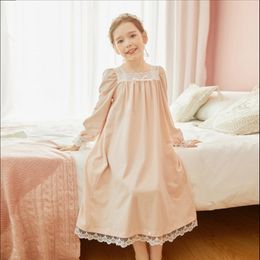 Pyjamas Cute Children Girl's Pink Princess Sleepshirts Royal Style Lace Square Neck Nightgowns Vintage Toddler Kids Nightdress Sleepwear 230711