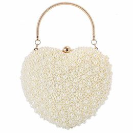 Evening Bags Pearls Heart Shaped Wedding Clutch Purse Full Side Beads Mini Wallets With Chain Shoulder For Girls MN1518 230711