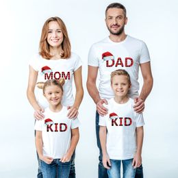 Family Matching Outfits Merry Christmas Family Shirts Xmas Family Matching T-Shirts mother kids Clothes Mom Dad Son baby Christmas hat Family Look 230711