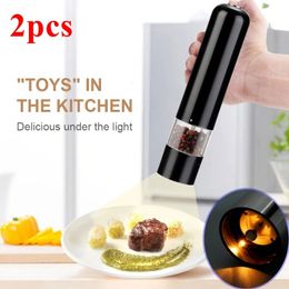 Mills 2pcs Electric Spice Mills Kicthen Pepper Grinder Automatic Salt and Pepper Shaker Kicthen Gadgets USB Charging With LED Light 230711