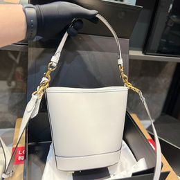 Designer Bags Genuine Leather Grace Family Handle Bucket Hobos Classic Adjustable Belts Top Luxury Crossbody Tabby Bag Coac Shoulder Wallet Size 17x19cm