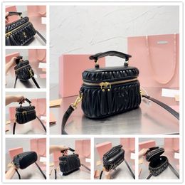 Designer mini miu cosmetics bags luxury women wander crossbody bag make up bags fashion Pleated leather trunk purse top selling